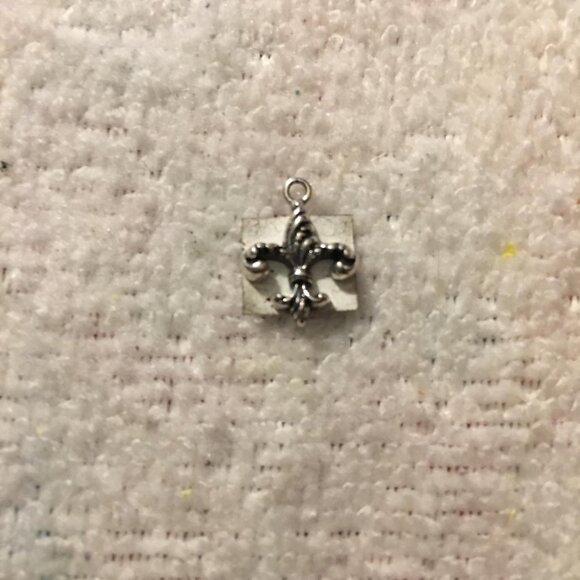 Fleur de Lis Sterling Silver Pendant - Picture 2 of 16